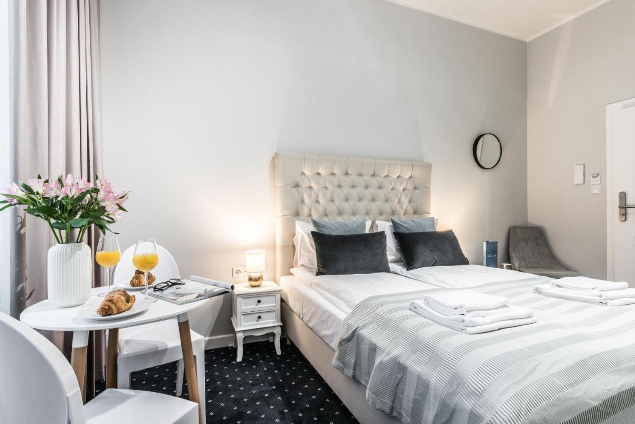 Serenity Aparthotels - Old Town Poznan By Friendly Apartments Extérieur photo