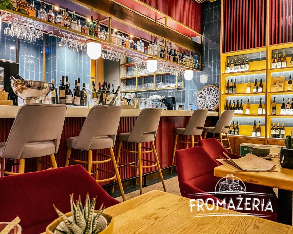 Serenity Aparthotels - Old Town Poznan By Friendly Apartments Extérieur photo