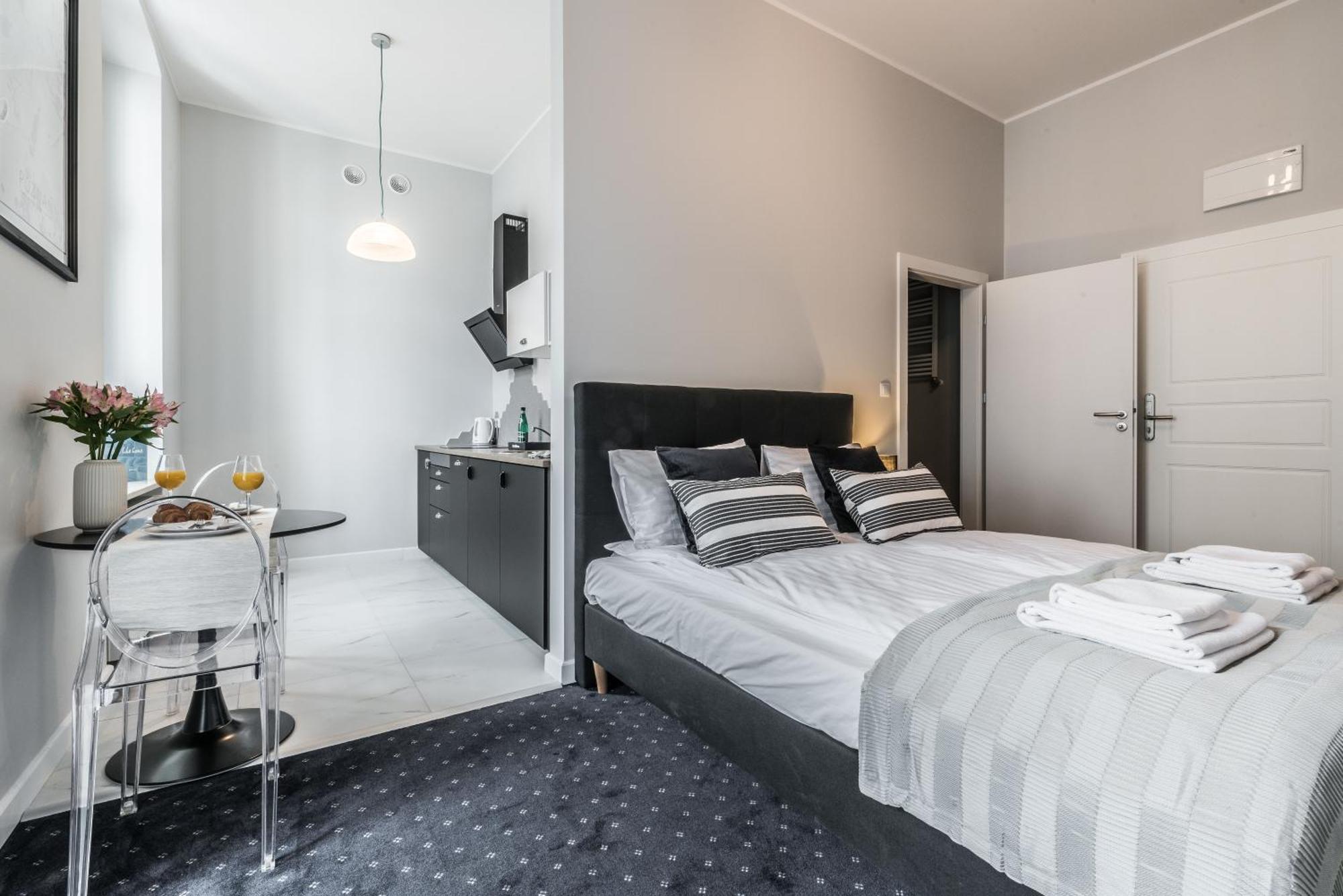 Serenity Aparthotels - Old Town Poznan By Friendly Apartments Extérieur photo